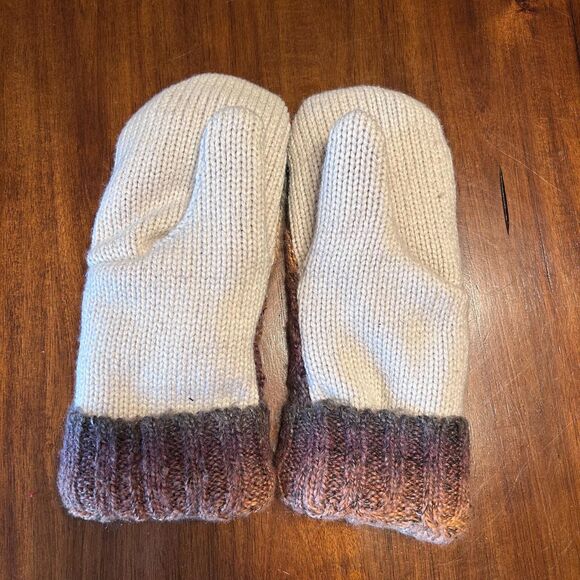 Handmade Multi-colored wool Recycled sweater mittens, upcycled sweater mittens, - Picture 2 of 3